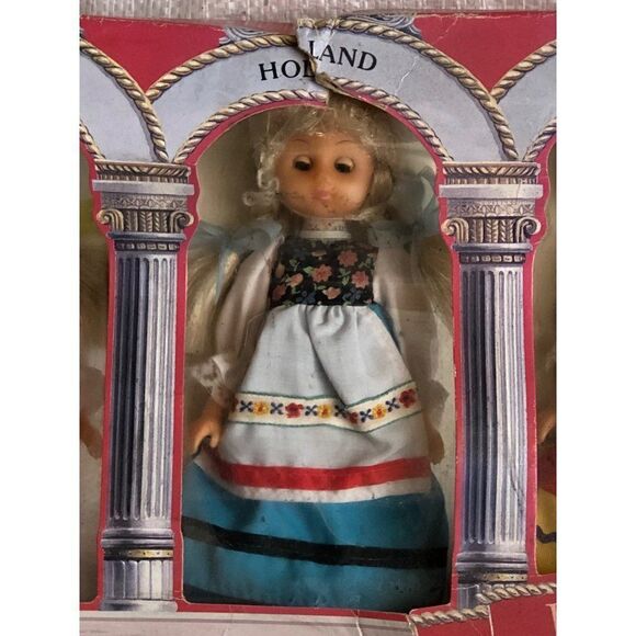 Vintage Europe's 6 Dolls of All Nations Collection Editions 2 1988 - Picture 4 of 10